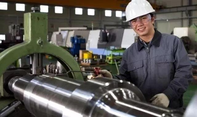 機(jī)加工和CNC技術(shù)員，這兩者有區(qū)分嗎 