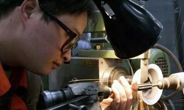 機(jī)加工和CNC技術(shù)員，這兩者有區(qū)分嗎 (圖2)