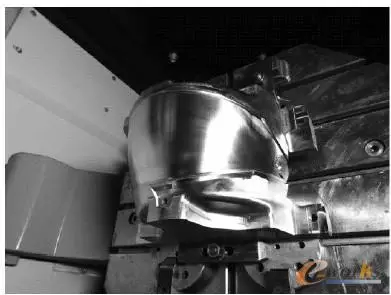 常用的摩托車頭盔鏡片模具三線立式加工中心850plus做出來的！(圖5)